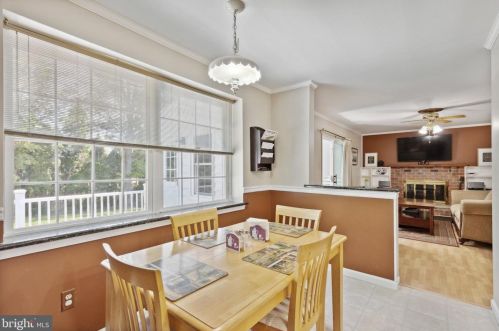 1186 Horseshoe Dr, Blue Bell PA  19422-1948 exterior