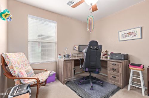 967 Leslie Ave, San Tan Valley AZ  85140-4439 exterior