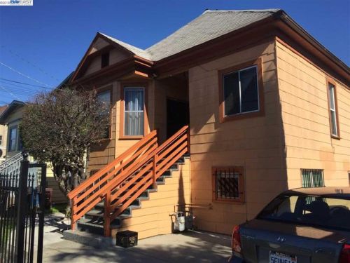 1618 51st Ave, Oakland CA  94601-5236 exterior