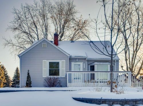 3921 Fordham Dr, Minneapolis, MN 55421-4334