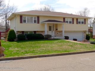 113 Coxe St, Hazle Township, PA 18201-7511