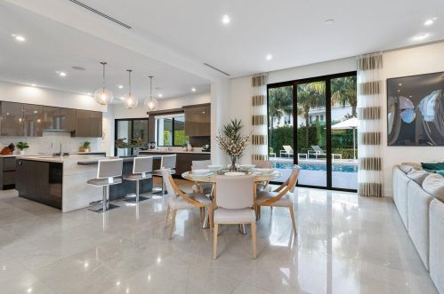 368 Silver Palm Rd, Boca Raton FL  33432-7979 exterior