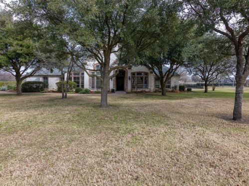 122 Waggoner Ct, Fort Worth, TX 76108-9513