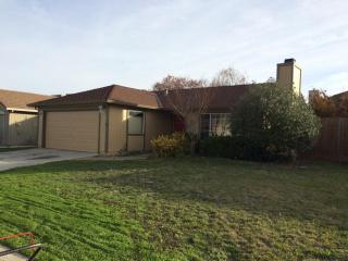 271 Recht St, Hollister, CA 95023-4050