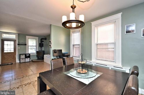 1424 Juniper St, Norristown PA 19401-3224 exterior