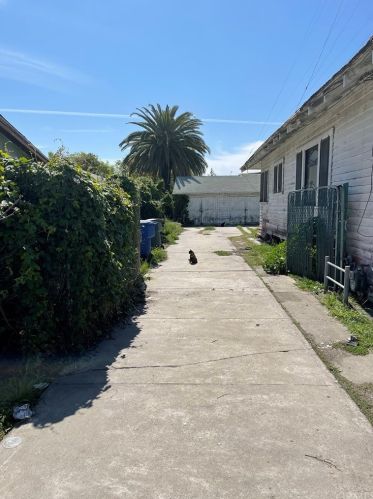 1293 Mill St, San Bernardino, CA 92410-2513