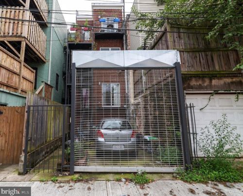 1319 Harvard St, Washington DC 20009-5512 exterior