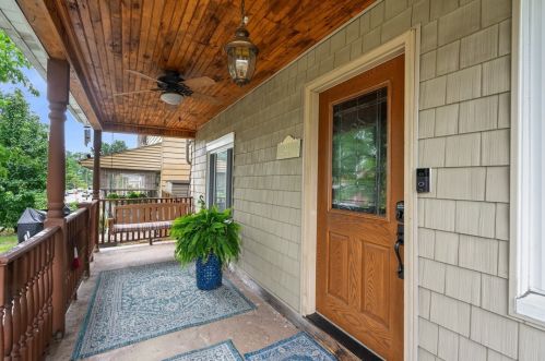 223 Homestead St, Pittsburgh, PA 15218-1109