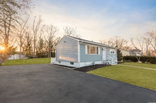 1234 Stony Brook Rd, Lake Grove, NY 11755-1624