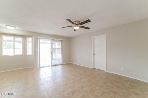 7214 Cavalier Dr, Glendale AZ  85303-4347 exterior