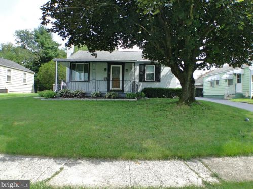 1004 Pine St, Norristown, PA 19403-2948