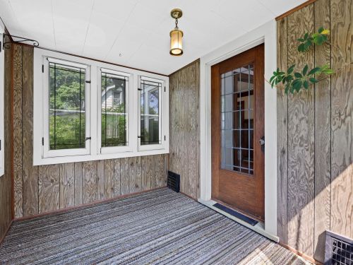 2412 Holt Ave, Milwaukee, WI 53207-3708