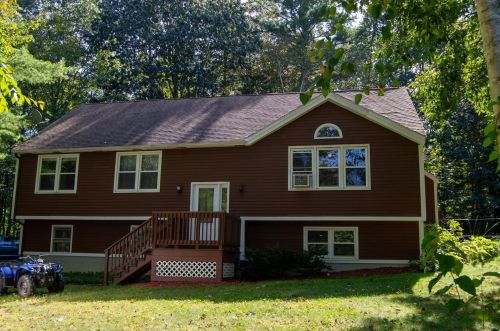 1 Blake Rd, Raymond, NH 03077-2014