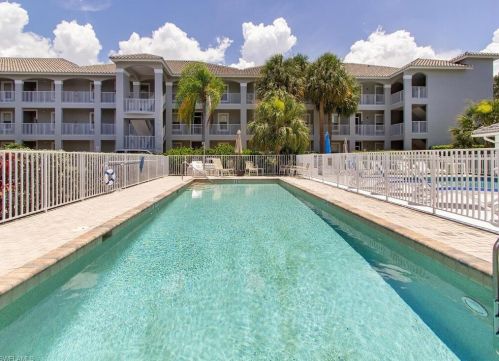 519 Roma Ct, Naples FL  34110-6457 exterior