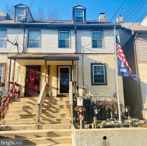 4320 Ridge Rd, Boothwyn, PA 19061-5051
