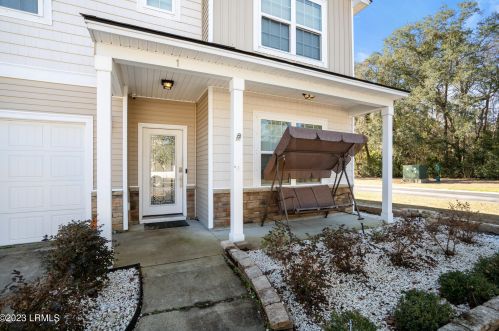 1 Tugaloo Dr, Beaufort SC  29906-6036 exterior