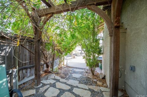 701 Limited Ave, Lake Elsinore CA  92530-3518 exterior