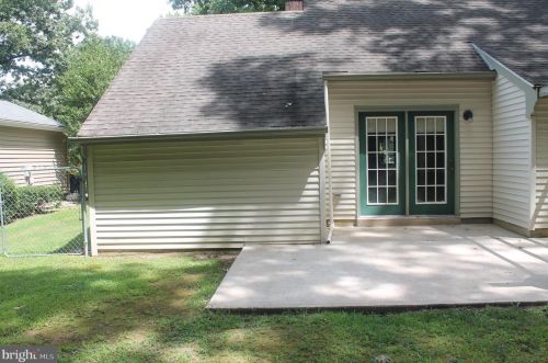 704 Independence Blvd, Dover DE  19904-2658 exterior