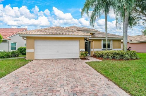 5470 Grande Palm Cir, Delray Beach, FL 33484-1366