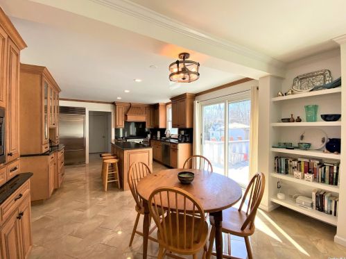 210 Northfield Ln, Southold NY  11971-3930 exterior