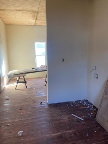 113 Throckmorton St, Weatherford, TX 76086-3329