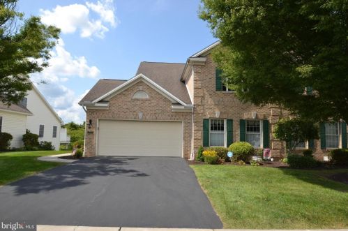 7760 Hanoverdale Dr, Harrisburg, PA 17112-9769