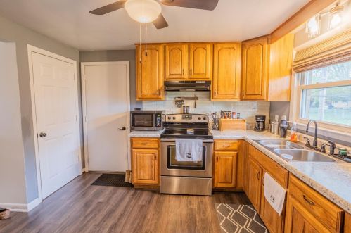 4466 Phoenix Dr, Springfield OH  45503-6326 exterior