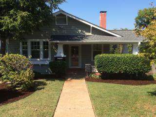 1000 Acklen Ave, Nashville TN  37203-5412 exterior