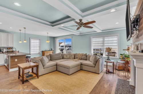 21 Halsey Dr, Bricktown NJ  08723-7510 exterior