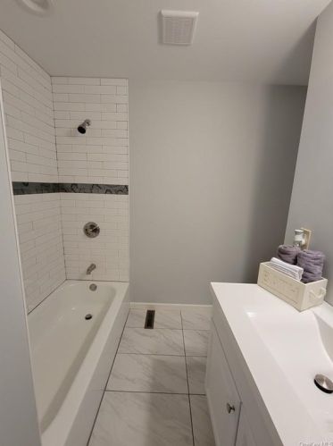 26 Tower Hill Dr, Washingtonville NY  10992-1009 exterior