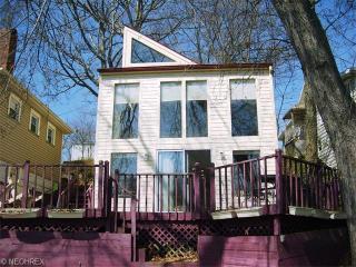 3597 Mong Ave, Akron, OH 44319-2230