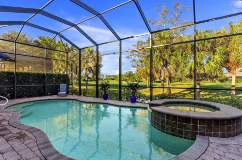 6488 Caldecott Dr, Naples FL  34113-3193 exterior