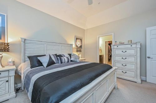 92 Greyhawk Dr, Mashpee MA 02649-4420 exterior