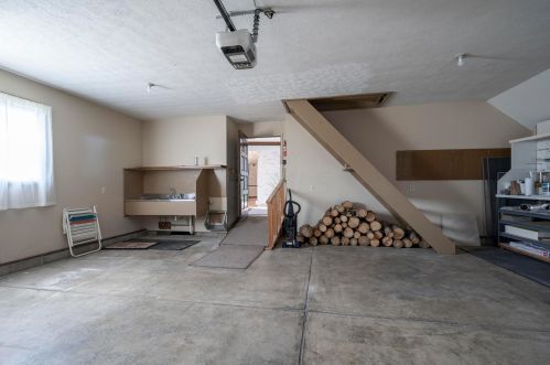 1224 Countryside Dr, Washington Ch OH  43160-1804 exterior