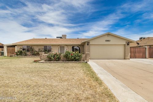 12657 47th Dr, Glendale, AZ 85304-2045
