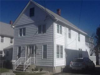 12 Waterbury Ave, Milford, CT 06460-5931
