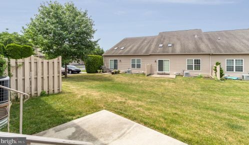 6357 Galleon Dr, Navy Sup Dpt PA  17050-2949 exterior