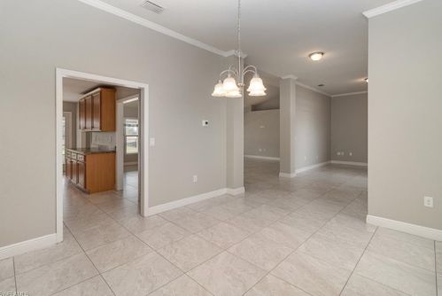 2008 27 Ter, Cape Coral FL  33904-3256 exterior