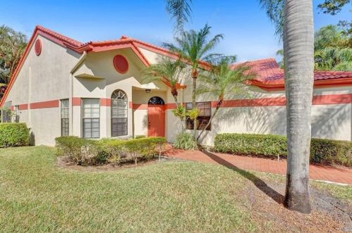 7561 Lexington Club Blvd, Delray Beach, FL 33446-3474