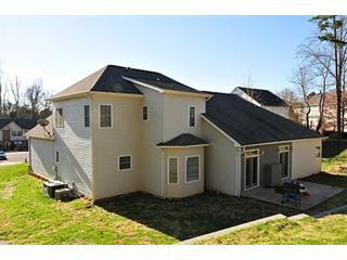 2440 Blue Meadow Ln, Knoxville, TN 37932-1457