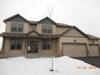 5663 159th St, Lino Lakes, MN 55038-7410