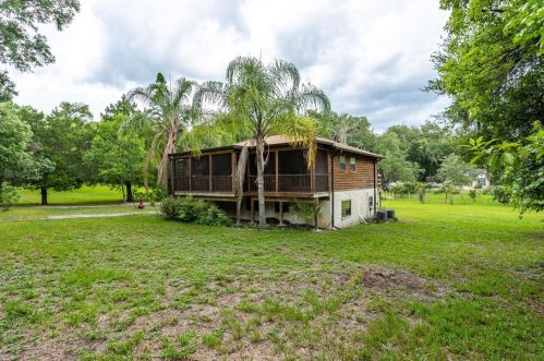 425 Mercers Fernery Rd, Deland, FL 32720-1618