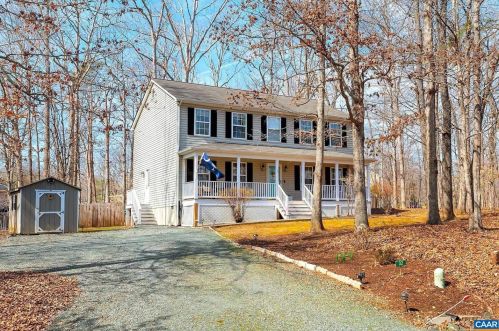 32 Morewood Pl, Bybee, VA 22963-2753