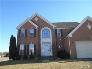 10 Lower Way Rd, Easton, PA 18045-8036