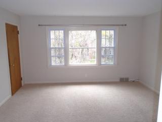 2115 Highbridge Rd, Cuyahoga Falls OH  44223-1317 exterior