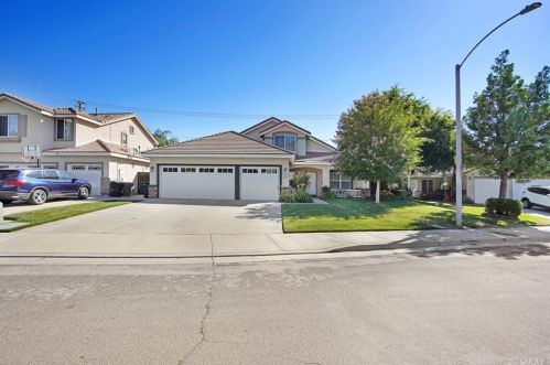 708 Natalie Dr, Lake Elsinore, CA 92530-5344