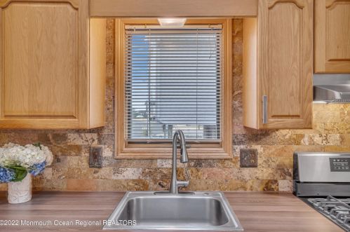 232 Harbor Dr, Lavallette NJ  08735-1434 exterior