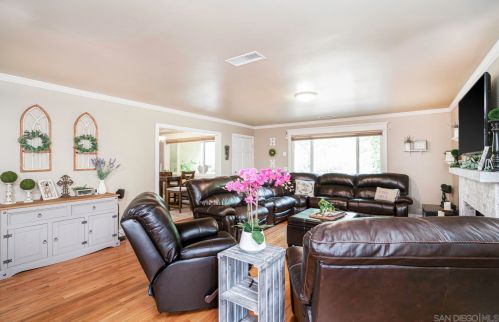 8454 Vista Del Cajon Pl, Lakeside CA  92040-5521 exterior