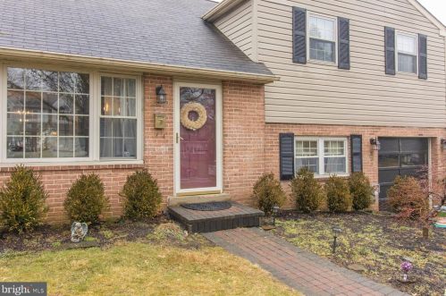 1611 Buttonwood Rd, Flourtown PA  19031-2202 exterior