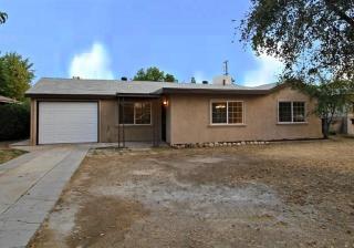4686 Vassar Ave, Fresno, CA 93703-2732
